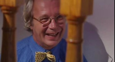 chịch cô Anh ta đánh cắp tivi để thủ dâm và trò chuyện với các nữ phim sex liếm lồn diễn viên khiêu dâm.