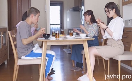 sex mây bae Ông chủ cu bự xịt tinh trùng vào mông thư ký