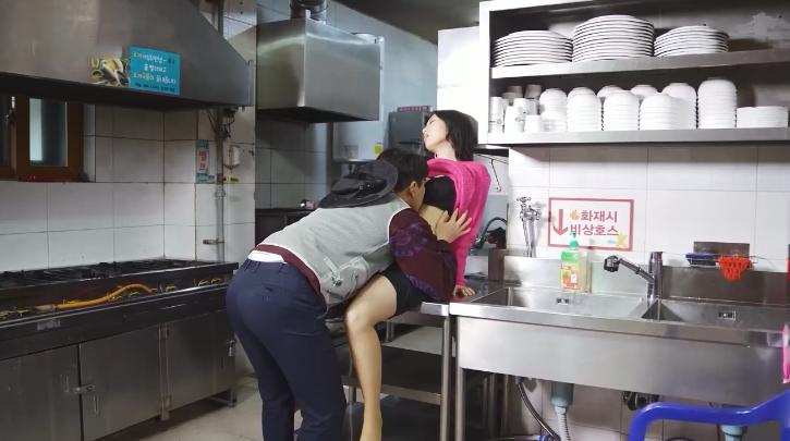 sex vietsub thempho Con dâu dụ dỗ biến bố chồng thành nô lệ tình dục